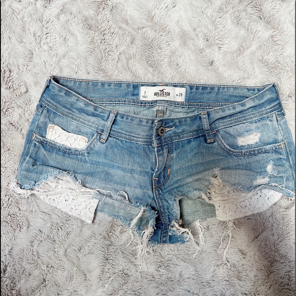 *Sold- Cross Posted* Hollister Denim Shorts: EUC | Sz 7